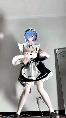 rem tăng động  sao? 😒#rem #remcosplay #cos #xh #rezerocosplay 