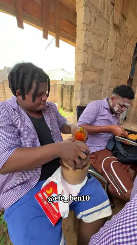 🤣🤣🤣.  @Mÿ ŁøRdŠhÏp🤴 @YAHOO_BABA @Bodyguard🥷🗡 @funnyjohn_01 @OTUTU @BIG SMOKE @QUEENELLA @Guy~On~Red🪖🛶🗼 