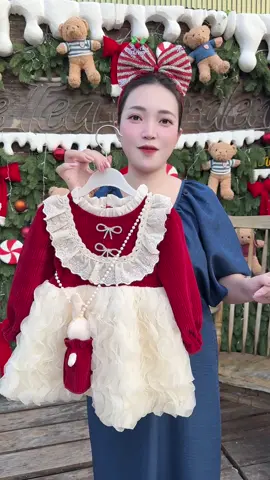 Váy xinh mặc noel tết cho bé gái #meminmax95 #quanaotreem #vaynoelchobe #noel #vaybegai 