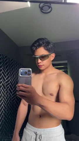 get niyo na, ‘di naninilaw!! #iphone17pro #iphonecase #transparentcase 