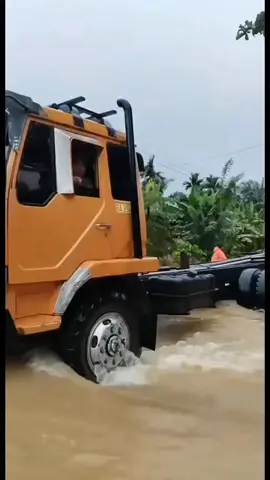 Banjir terkini, Senin 24 Nov, 2025 dimuaro kandang jln lintas Padang, Pasaman Sumatera Barat #fyp 