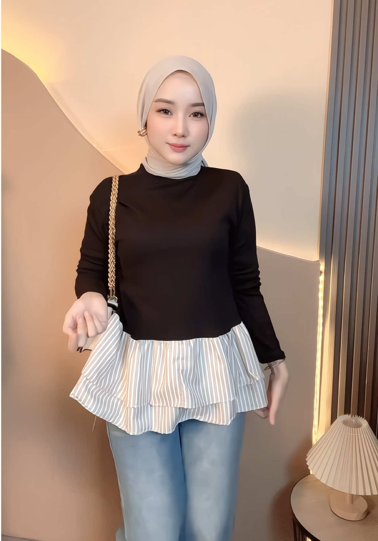 Gemesh bgt blouse nya 😍🤎#OOTD #inspirasioutfit #fyp 