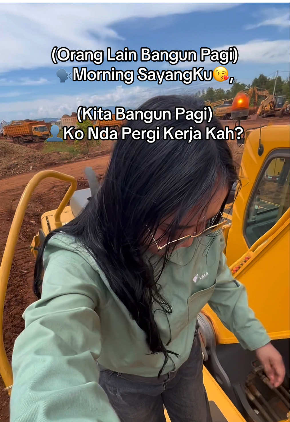 😢#fyp #kulitambang #operator_excavator #sulawesitenggara #pomalaasulawesitenggara 