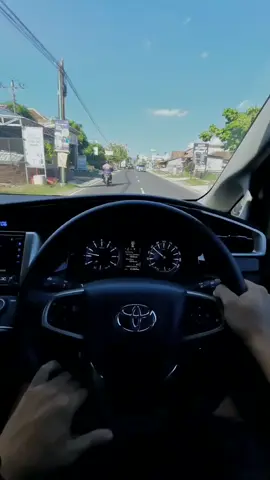 senyummu semangatku😇