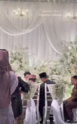 ​Selamat atas bersatunya dua hati yang indah. Semoga pernikahan ini menjadi pintu gerbang menuju kebahagiaan hakiki dan keberkahan. @Fiki Naki @tinandrose #fikinakiterbaru #fikinaki_official #fntm #tinandrose #fikinaki 