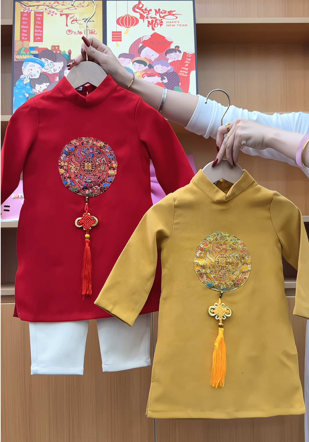 Áo dài tết cho bé trai #thoitrangtreem #aochobe #aodaichobe #aodaitetchobe #aodaitetbetrai 