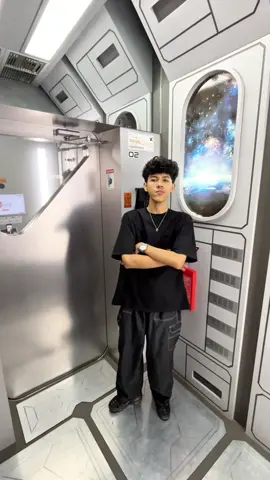 Pocket kecil, vibe gede. Heraclesslab never miss. #heraclesslab #outfit #tshirt #OOTD #fitchecks 