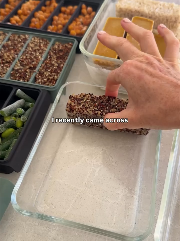 @littleveganeats Showing off her genius Lego lunches!! Smart, convenient and time saving!  Recipe ideas ready to be saved below 👇 🌶 Vegan Chilli Sin Carne 🥣 Vegan Sour Cream 🍛 Vegan Katsu Sauce (I have this multiple times a week 🤤) 🍠 Roasted Sweet Potato 🥬 Steamed Greens 🌱 Marinated Tofu Cubes 🥕 Roasted Chickpeas 🍚 Quinoa 🍘 Brown Rice #foryoupageofficial #EcoFriendly #mealprepideas #lifehacks #KitchenHacks #tiktokmademebuyit