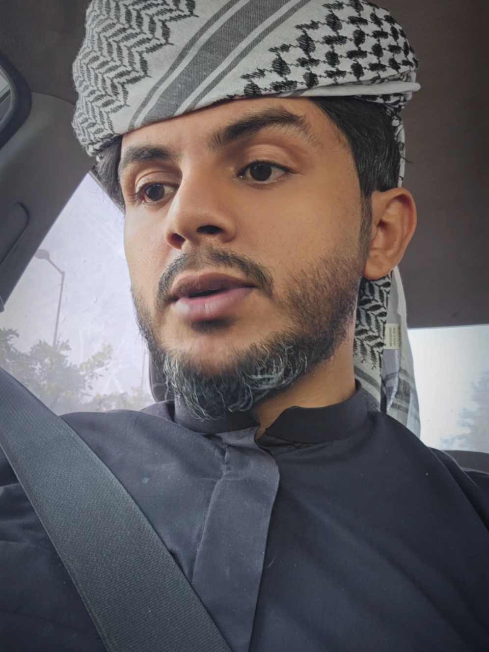 قصيدة للشاعر محمد بن احمد بن طالب بن مهدي الخليفي رحمه الله أثناء سجنه من قبل الاستعمار البريطاني #بني_هلال #اليمن🇾🇪 #شبوة #أشعار #شعر 