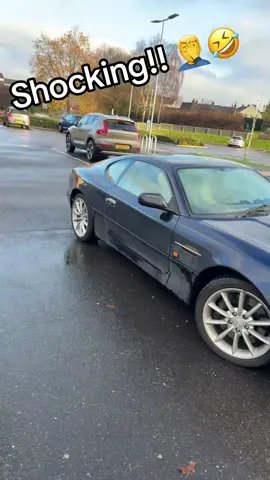 I’ve seen some parking in my time 🤣🤣🤣 #fyp #parking #shocking #dog #skills 