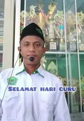 Selamat Hari Guru versi Sajadah Merah 