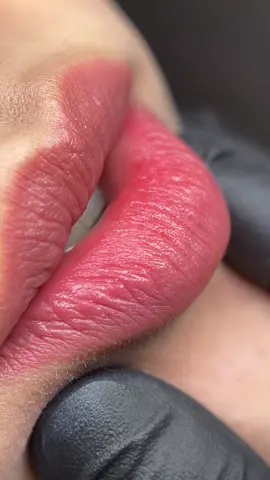 Chiếc môi sau bong ổn định màu sau 1thábf rưỡi  Môi cam thường nhà em đây #phunmoidep  #phunmoitunhien  #phunxamthammy 