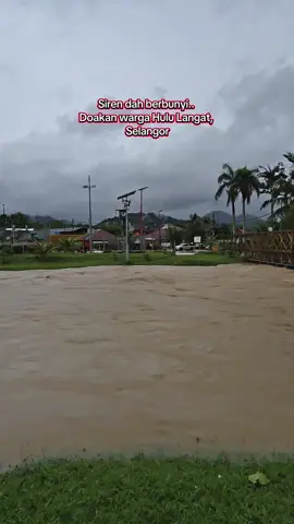 Doakn semua selamat..  #banjir #banjir2025 #banjirhululangat 