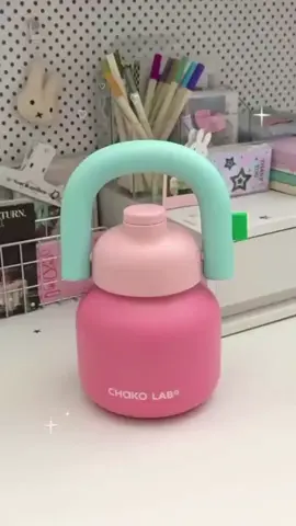 Botol viral yang semua orang rebut! 😍 Hot 24h, cold 36h & design memang standout. Checkout cepat sebelum habis! https://s.shopee.com.my/50RKkwqnAR #ShopeeMY #ShopeeLagiMurah