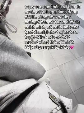 người đầu tiên cầm tay.. #xuhuongtiktok #viral 