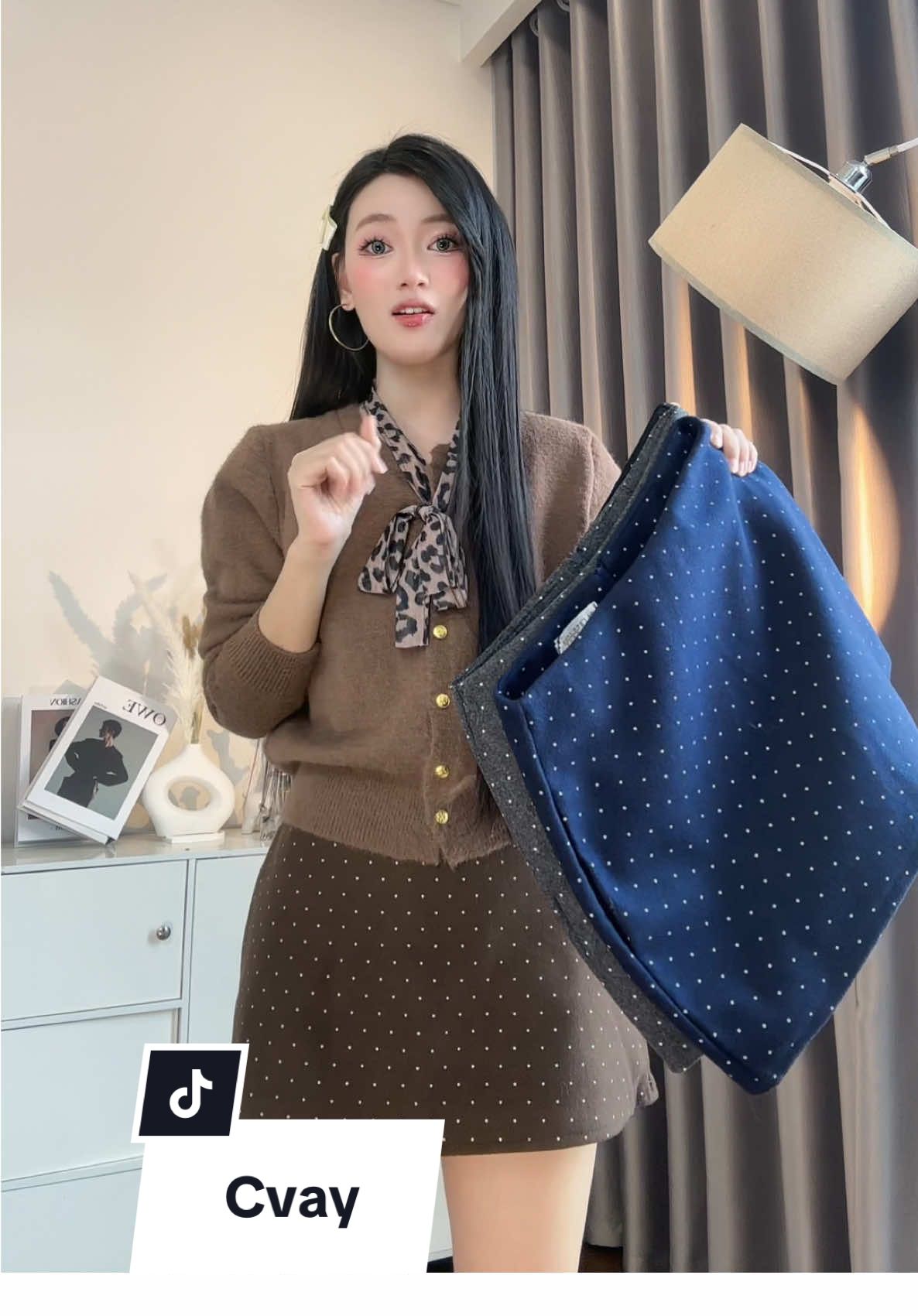 Quá dễ mặc ạ#fyp #viral #tiktokthoitrang #outfitmuadong #chanvay 