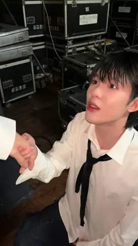 @KEN_Lim  @phuwintang @ppnaravit 