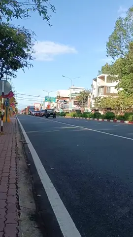 Bình Long tôi đó mang yêu thương đến bà con vùng lũ lụt. 