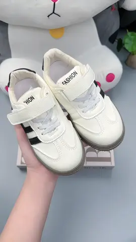 Giày Thể Thao Trẻ Em Sneaker #tiemacha #giaythethaochobe 