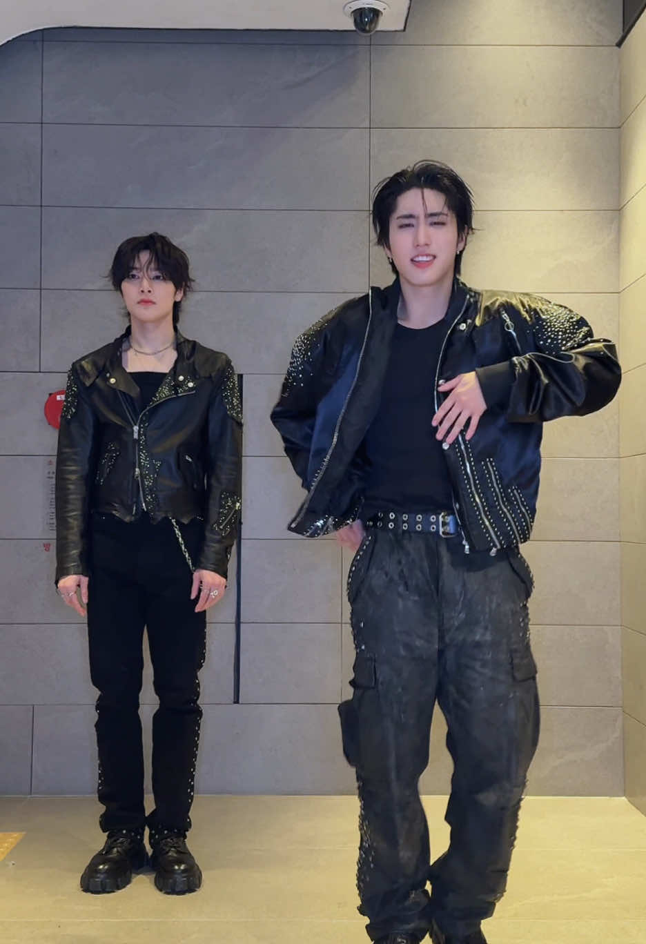 뽀뽀하다 뽀뽀한 #StrayKids #스트레이키즈 #한 #아이엔 #YouMakeStrayKidsStay