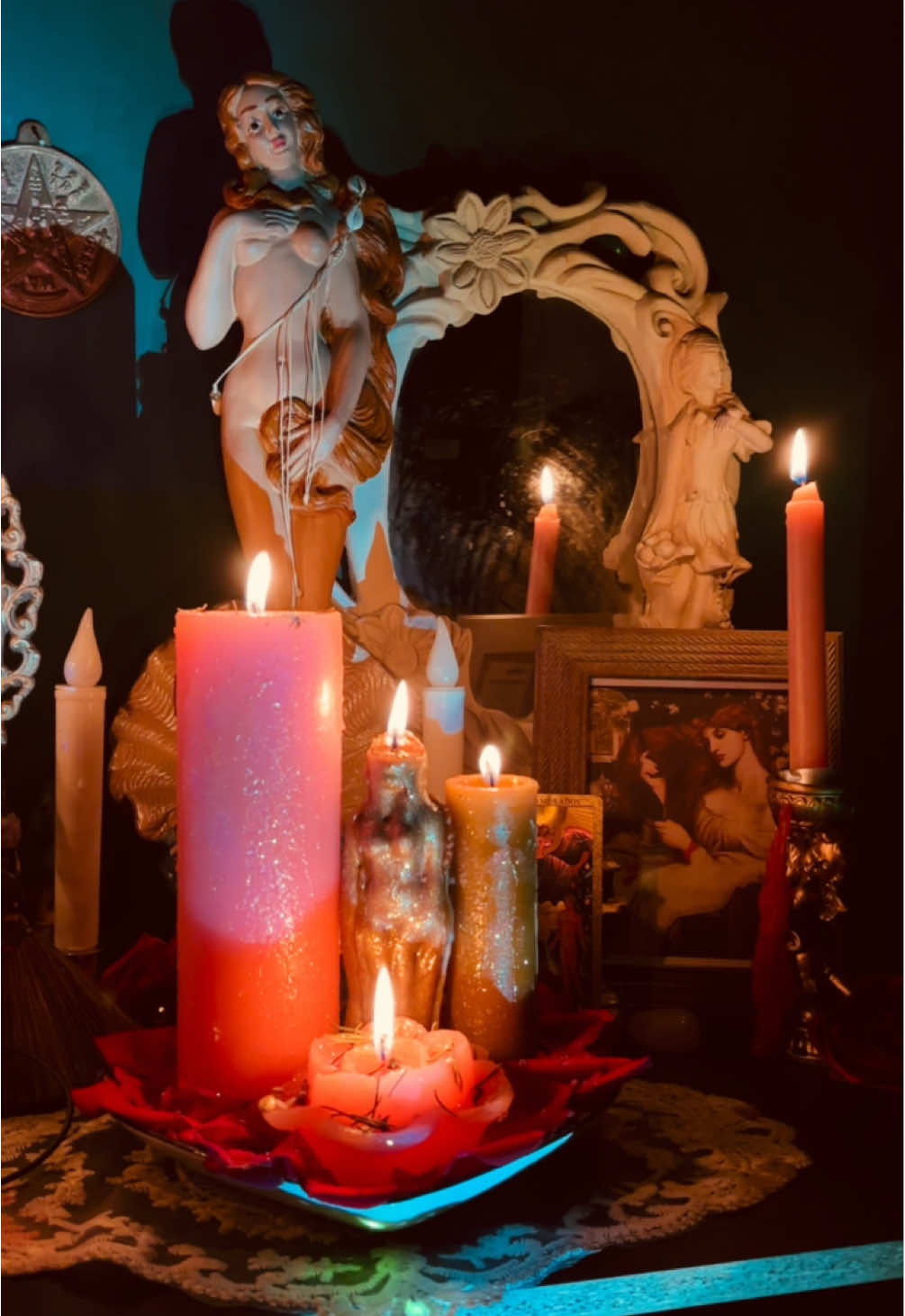 ✨🩷AMOR PROPIO Y FUERZA FÉMENINA🩷✨.                              Descubre el Ritual de Amor Propio y Fuerza Femenina, una experiencia diseñada para reconectar con tu esencia, sanar tu energia y despertar el poder ancestral que vive en ti. Esta práctica eleva tu confianza, tu autocuidado y tu claridad emocional, ayudándote a cerrar ciclos, abrir caminos y abrazar tu poder personal con firmeza y suavidad. Regálate este ritual para recordar que eres poderosa, digna de amor y capaz. de crear la vida que deseas. precio:85.000mil cop                   16 cupos limitados.                           #ritualesdeamor #amarresdeamor #amorproprio #poderfemenino #fyp 