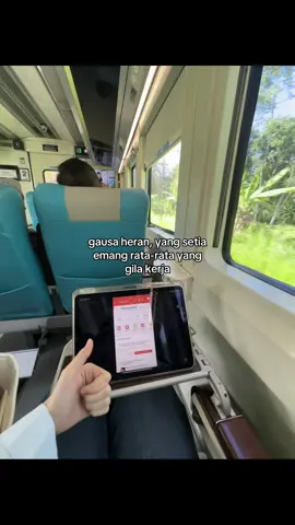 di kereta aja kerja #businessowner #owner #businesswoman 