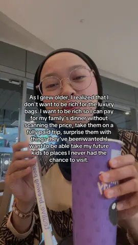 I know I will be there soon! #fyp #kualalumpur #unistudent #financialfreedom #independent 