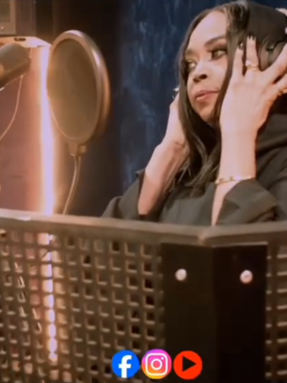 شاهد : الجميلة | رحاب جمعة تبدع 😍 حسدوني فيهو الاخيدر '-اغاني سودانية 2025#اخبار_الفنانين_السودانين #الترند_الاول #مشاهير_تيك_توك 