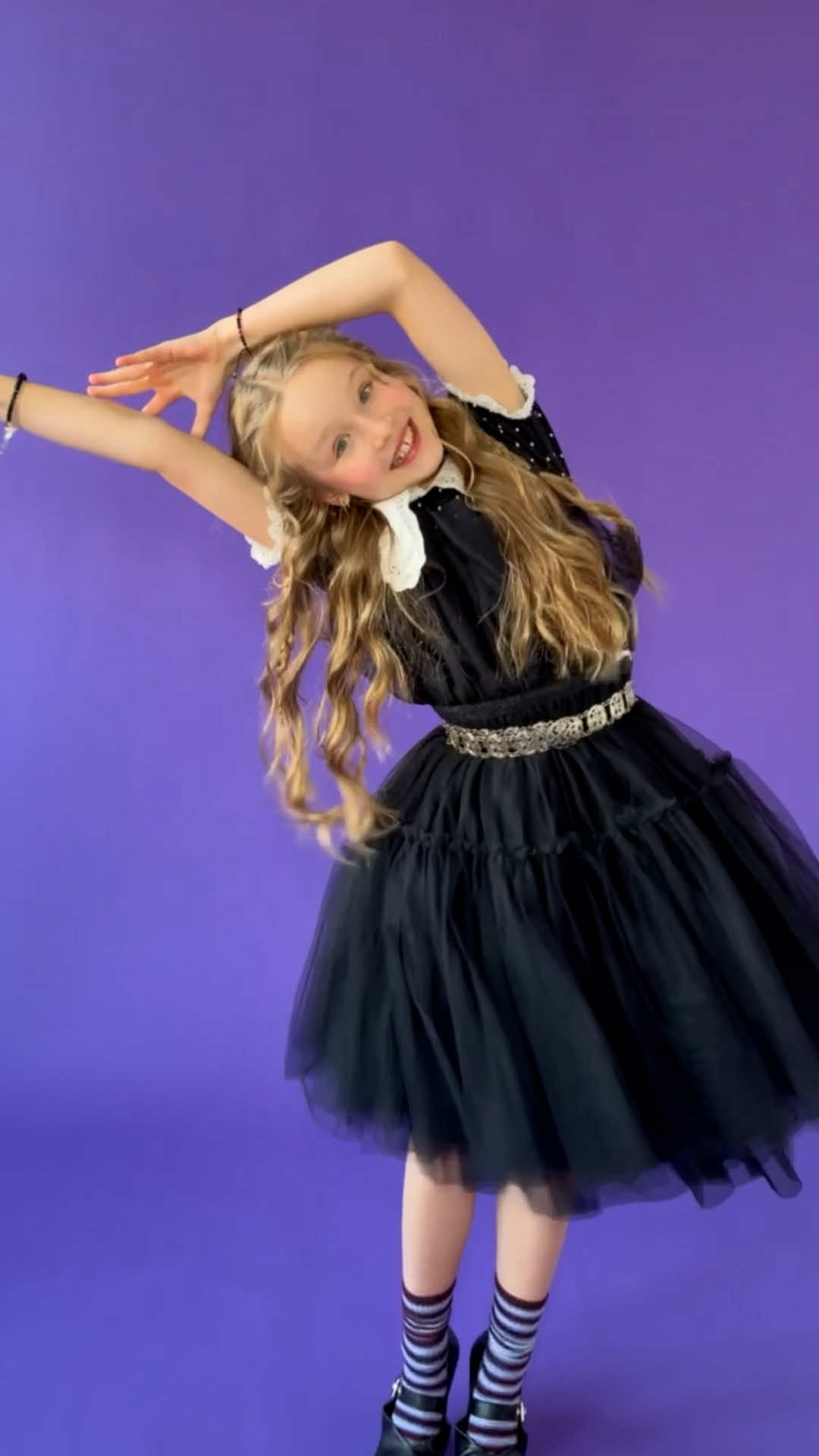 Enjoy a bit of Wednesday on this Sunday, thanks to the skilful steps of Poland's Marianna! 💃 #JESC2025 #JuniorEurovision #BrightestLight #Poland 🇵🇱