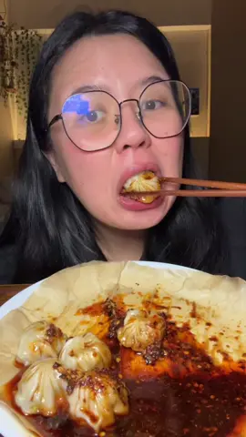 soup dumplinggggggg aka xiao long bao😛😛 #soupdumplings 