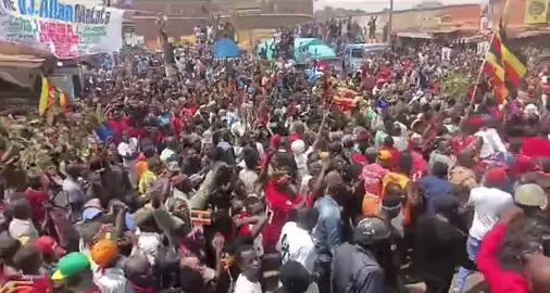 Kawempe juu♥️♥️💪@Bobi Wine @Dax Vibez ❤️‍🔥 @National Unity Platform @king_saha256 