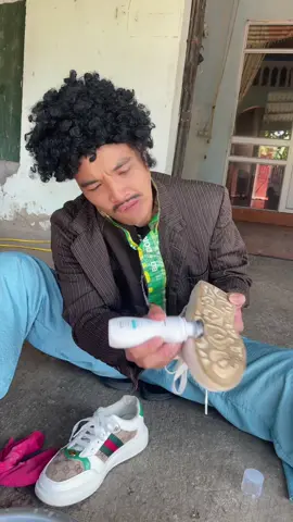 Tẩy giầy siêu tiện lợi Liby - đầu tẩy thông minh nhanh gọn #taygiayliby #taygiay #nuoctaygiay #thandopbg #tienkhoeo380v 