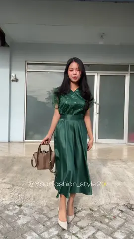 Dress natal hijau emerald