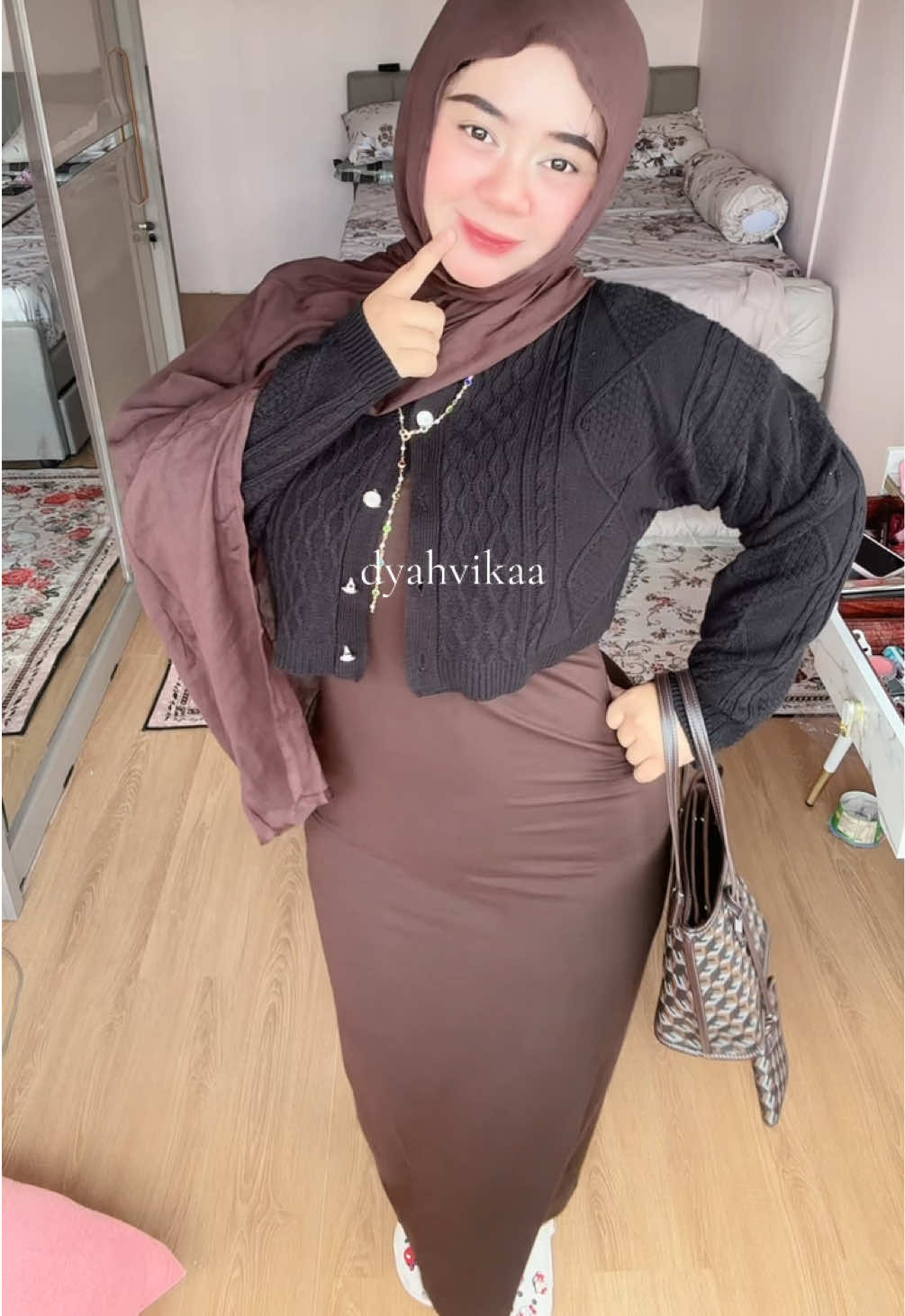 sorry post ulang, lupa kasi watermark terus biar ga dicolong😭#fitcheck 