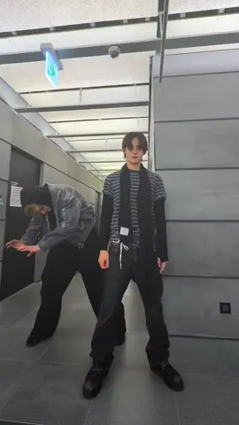 #seonghyeon kalo mau ketawa, ketawa aja dek🫵😭#martin #cortis 