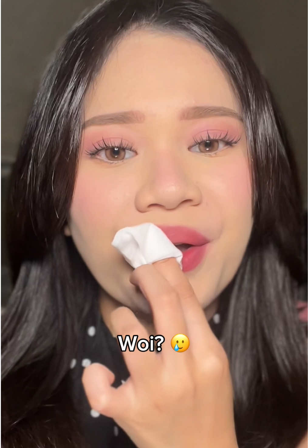 Apa ini woi buset ga keapus digosok2 😭 apa hayo????? Spill dikit ini shade 009 glimmer 🤫 #timephoria 