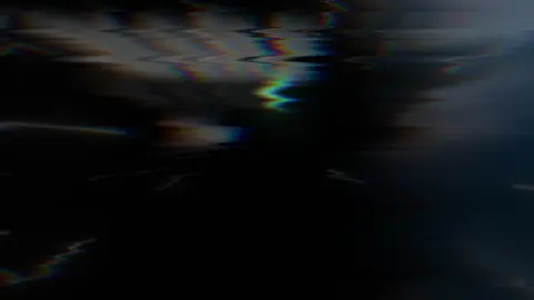 Cũng để ta sắp xếp chuyện buồn tình lòng mình xót xa... | Thà Quên Đi #viral #lyricsvideo #nhachaymoingay #phucmusic #fyp 