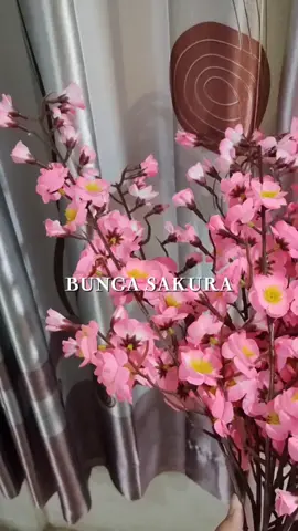 CAKEPPPPP BANGETT, jangan sampe kehabisan yapppp🫵😍 #bungadekorasi #bungahiasan #bungaartificial #artificial #bunga 