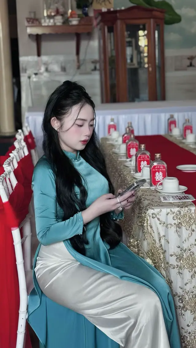 +1 máy bưng quả hoài mà vẫn một mình