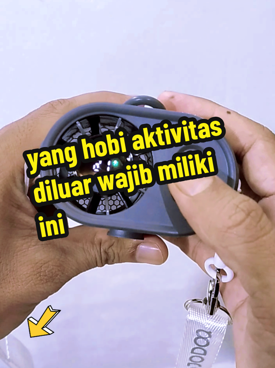 wajib miliki ini saat aktivitas diluar.  praktis mudah dibawa tidak pakai ribet  #goojodoq #kipasanginportable #kipasanginmini #gurupjoksd #isj0418 