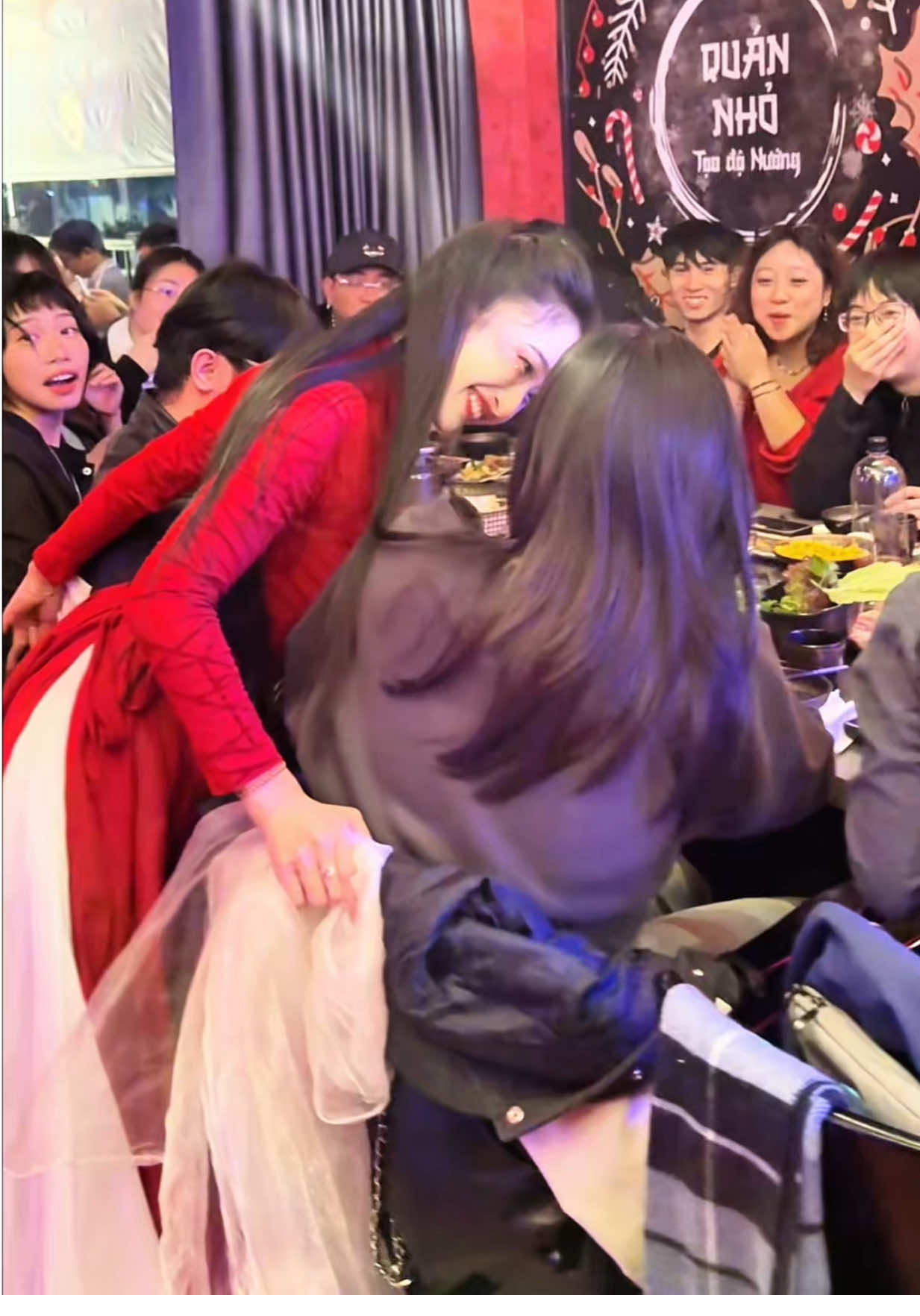 “Việt Nam không có Kim Thần, Việt Nam chỉ có Nhi Thần và các pi xà thôii”🤭 #quannho #muatrunghoa #viral #xuhuong #muacotrang 