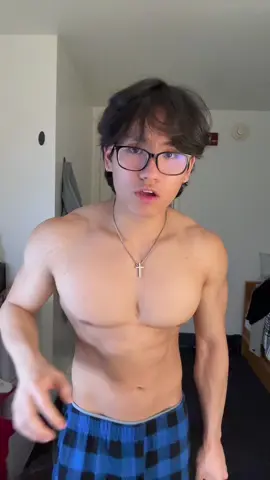 One of the best #fyp #gym #chest #tiktokmademebuyit #GymTok 