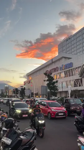 Ada kenanangan apa di kota ini? #manado #trending #fyppppppppppppppppppppppp 