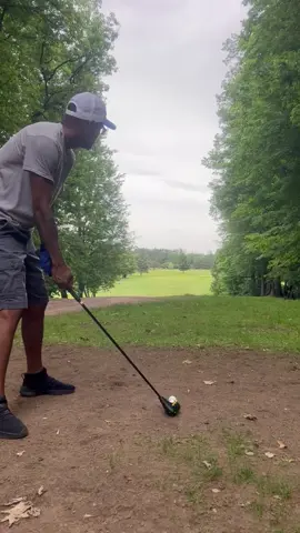 What do you think of this club? 🤔 Thanks to: @tellys1977 on TT #golf #golfing #golfgear #clubtest #golfequipment #golfclub