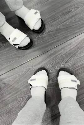 Dép lên form đẹp mà chất xịn lắm nha anh em #thoitrang #outfit #dep #depquaingang #xuhuong 