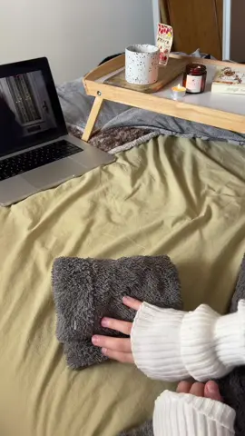 I'm obssesed with my new socks for this winter and you can see why☺️❄️#girlytok #winterfashion #tiktokmademebuylt #viralproducts #cozyvibes 