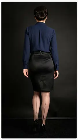 #creatorsearchinsights #fullyfashionedstockings #sheerstockingoutfits 