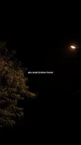 terimakasih 400k foll nya🥹🙏🏻, terimakasih banyak udh nemenin galau ga bermutu ini, sehat2 ya kalian, aku siap sedia menemani cerita suka duka percintaan kalian🙏🏻🥹