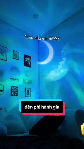 phi hành gia chiếu phòng xinh quá trời #vuadenled #decor #trosinhvienhanoi #phongtrosinhvien 