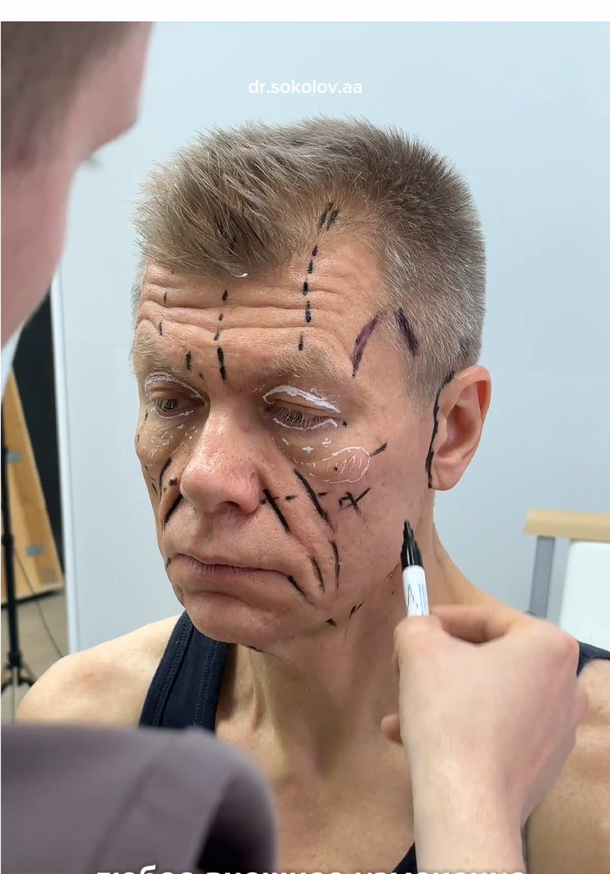 Сколько лет минус?) Дмитрию 52 года 👇🏻